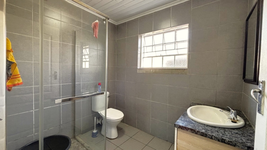 3 Bedroom Property for Sale in Hanover Park Western Cape